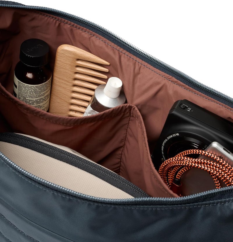 BELLROY Laneway Crescent Bag (everyday 7 liter minimalist shoulder bag with plenty of pockets and adjustable strap) - BlueSteel - Image 4